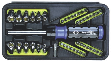 Racsnis BIT csavarhúzó készlet, dugókulcs készlet 1/4 (6.3 mm) 85 mm C.K T4826D