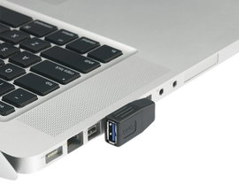 USB 3.0 adapter, A dugóról A aljra, 90°-ban oldalt balra hajlított Renkforce