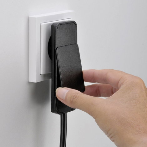 NVB 104548 Védőérintkezős lapos dugó Műanyag Kihúzást segítővel 230 V Fekete IP20 2. kép
