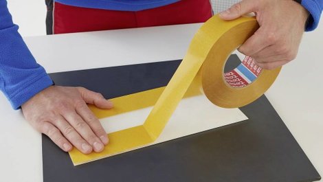 Tesa kétoldalas ragasztószalag, nagy kötőszilárdságú, 50 m x 25 mm, PVC fehér 4. kép