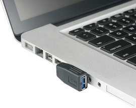 USB 3.0 átalakító, A dugóról A aljra, 90°-ban oldalt jobbra hajlított, Renkforce
