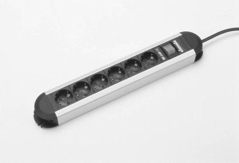 Hálózati elosztó kapcsolóval, 6 részes, alu/fekete, Bachmann Electric 330071