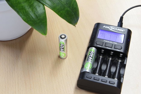 Ceruza akku AA, NiMH, 1,2V 800 mAh, 2 db, Ansmann Solar maxE LR06, AA, LR6, AAB4E, AM3, 815, E91, LR 3. kép