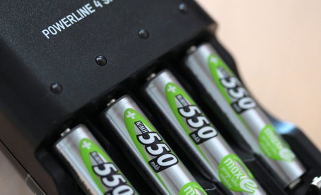 Mikroceruza akku AAA NiMH, 1,2V 550 mAh, 4 db, Ansmann maxE HR3, HR03, UO100557, DC2400, DC2400B4N,  5. kép