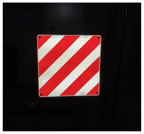 Alumínium figyelmeztető tábla, 500 x 500 mm (Sz x Ma) 500 mm x 500 mm 2. kép