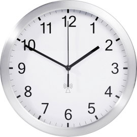 TFA analóg rádiójel vezérelt falióra, Ø 25 cm, alu/fehér
