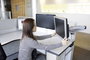 Asztalra szerelhető dupla monitortartó, gáznyomásos technika, Grommet- és C csíptető, SpeaKa Profess 9. bélyegkép