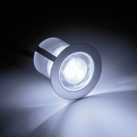 LED-es beépíthető fényszórók