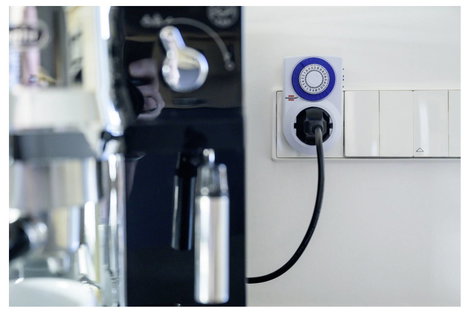 Mechanikus napi időkapcsoló óra konnektorba, 3000W, IP20, Brennenstuhl 1506160 3. kép