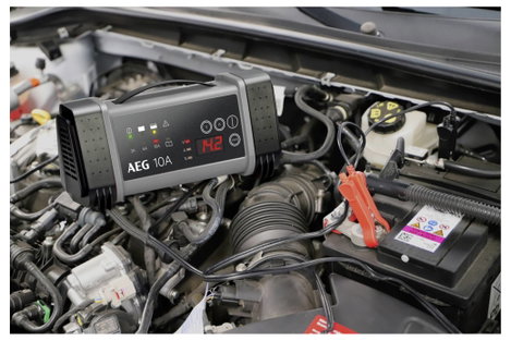 Automatikus akkutöltő 12 V/24 V, 2 A/6 A/10 A, AEG LT10 97024 5. kép