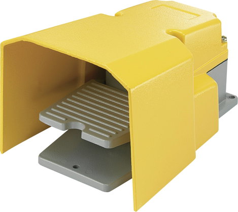 Lábkapcsoló, 250 V/AC 15 A, 1 pedál védőtakaróval, 1 váltó, FS-502 1 db