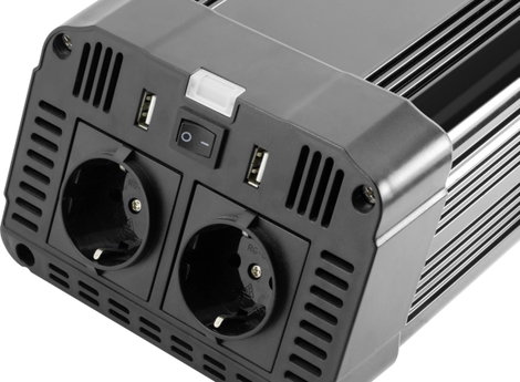 Inverter 1200 W 12 V/DC - 230 V/AC, Technaxx TE16 2. kép