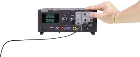 Szabályozható labortápegység 0 - 30 V 0,01 - 3 A 123 W OVP, 3x kimenet, VOLTCRAFT VLP-1303 USB 3. kép
