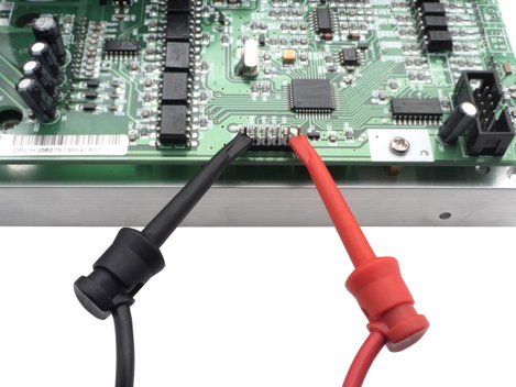 Mérővezeték kampóval 4 mm 1 m fekete/piros Voltcraft MSL-102 5. kép