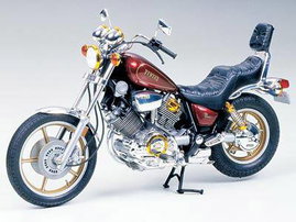 Tamiya 300014044 Yamaha XV1000 Virago Motorkerékpár építőkészlet 1:12