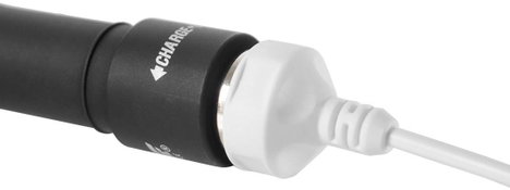 ArmyTek Prime C2 Pro LED Kézilámpa Akkuról üzemeltetett 2400 lm 68 g 4. kép