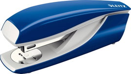Leitz Heftgerät NeXXt 5502 55020035 Munkaasztal, tűzőgép Kék Tűzőteljesítmény: 30 lap (80 g/m²)