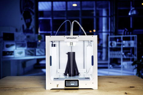 3D nyomtató kettős dűzni rendszerrel (dupla extruder), Ultimaker S5 15. kép