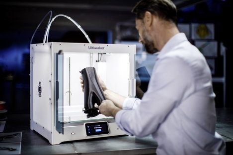 3D nyomtató kettős dűzni rendszerrel (dupla extruder), Ultimaker S5 18. kép