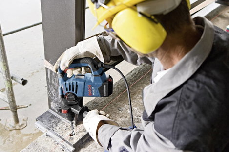 Bosch Professional GBH 3-28 DRE SDS-Plus-Fúrókalapács 800 W Hordtáskával 5. kép