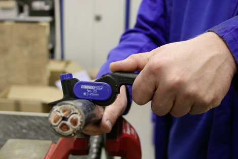 WEICON 52000025 Külső köpeny vágó Alkalmas Kerek vezetékek 25 mm (min) 4. kép