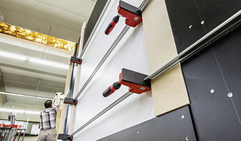 Vario testbilincs REVO KREV Bessey KREV100-2K Szorítási szélesség (max.):1130 mm Visszavonás:95 mm 8. kép