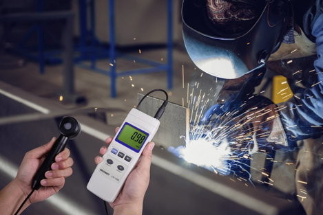 Digitális UV mérő 0.002 - 19.99 mW/cm², Voltcraft UV-500 7. kép