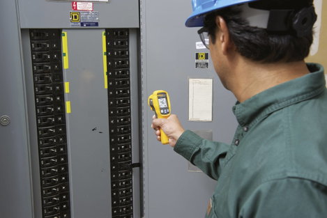 Infra hőmérő adatgyűjtővel -30...+600 °C, optika 20:1, Fluke 64 MAX 7. kép