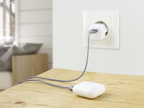 VOLTCRAFT UC-1AXX001 USB-s töltőkészülék 12 W Aljzat dugó Kimeneti áram (max.) 2400 mA Kimenetek szá 5. kép