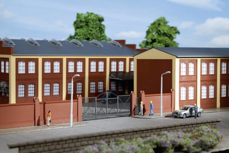 Auhagen 41622 H0 Kerítés kapukkal Építőkészlet 2. kép