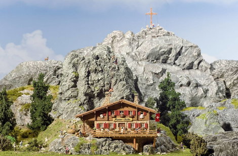 Faller 130329 H0 Magas hegyi kunyhó Moser Hut 2. kép