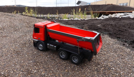 Amewi 22407 Mercedes Benz Arocs Elektro RC modell teherautó RtR Akkuval és töltőkészülékkel 4. kép