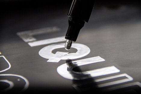 MOLOTOW Liquid Chrome Marker 703102 Króm jelölő Króm 2 mm N/A 3. kép