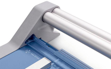 Dahle Rollenschneider 558 Görgős vágó A0 Lapok száma vágásnál, max. (80 g/qm): 7 lap 2. kép