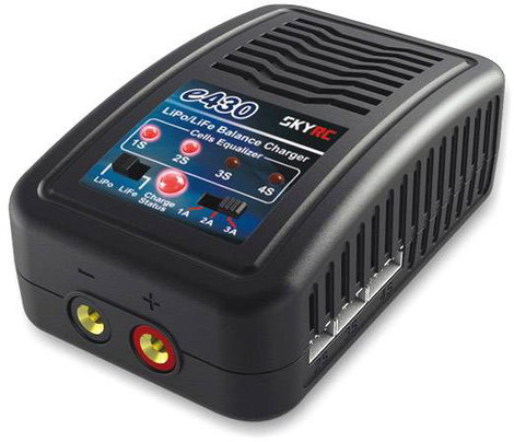 SKYRC e430 Modell töltő 3 A LiPolimer, LiFePO