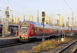 Piko H0 58805 H0 emeletes autó a DB AG-től Irányító autó
