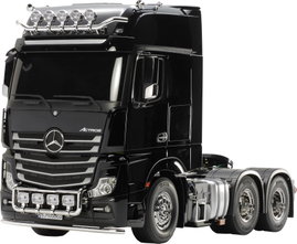 Tamiya 56348 Mercedes Benz Actros 3363 6x4 Gigaspace 1:14 Elektro RC modell teherautó építőkészlet