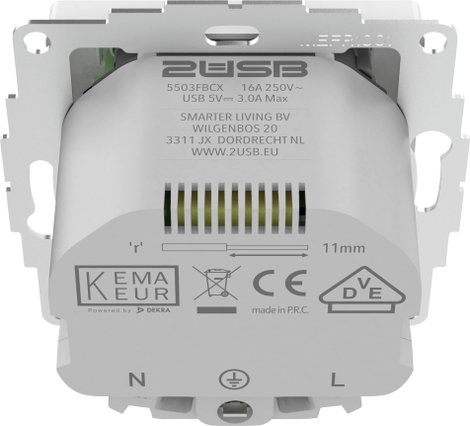 2USB 2U-449528 Földelt csatlakozó aljzat USB töltőkimenettel, Gyermekvédelem, VDE IP20 Tiszta fehér 2. kép
