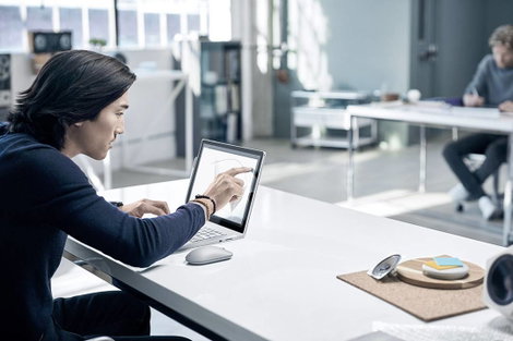 Microsoft Surface WLAN egér Bluetooth™ BlueTrack Szürke 3 Gombok 1000 dpi 5. kép