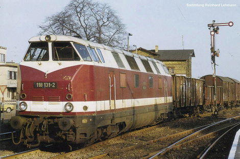 Piko H0 52570 H0 Dízelmozdony BR 118 GFK a DR BR 118 GFK a DR 2. kép