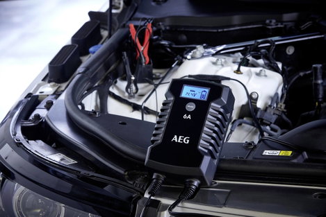 AEG LD6 10617 Autós töltőkészülék 6 V, 12 V 3 A 6 A 2. kép