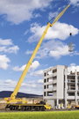 Kibri 13012 H0 Építkezésnél használt jármű modell Liebherr 1120-as teleszkópos daru rúdtartóval 4. bélyegkép