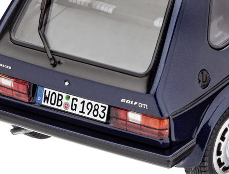 Revell 05694 35 Years VW Golf GTI Pirelli Autómodell építőkészlet 1:24 8. kép