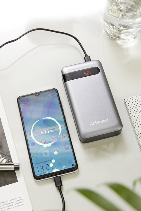 Intenso PD20000 Powerbank 20000 mAh Quick Charge 3.0, Power Delivery 3.0 LiPo Fekete állapotjelző 5. kép