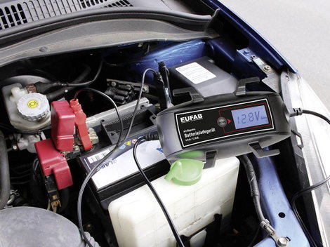 Eufab 16616 Automatikus töltő 6 V, 12 V 2 A 2 A, 4 A 3. kép