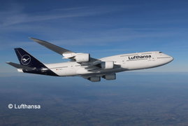 Revell 03891 Boeing 747-8 Lufthansa New Livery Repülőmodell építőkészlet 1:144