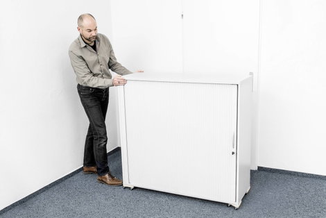 Metafranc WU0822140 Roller Furnérlemez Terhelés (max.): 100 kg 134 mm x 134 mm x 52 mm Görgők száma 3. kép
