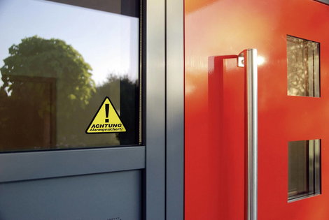 PENTATECH 40201 Figyelmeztető matrica Figyelem, riasztóval ellátott Nyelvek Német 3 részes készlet ( 2. kép