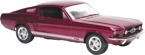 Maisto Ford Mustang GT ´67 1:24 Autómodell