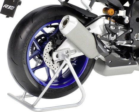 Tamiya 300014133 Yamaha YZF-R1M Motorkerékpár építőkészlet 1:12 7. kép